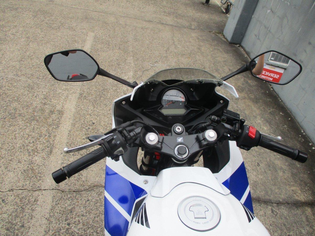 2015 HONDA CBR300R (ABS) ROAD