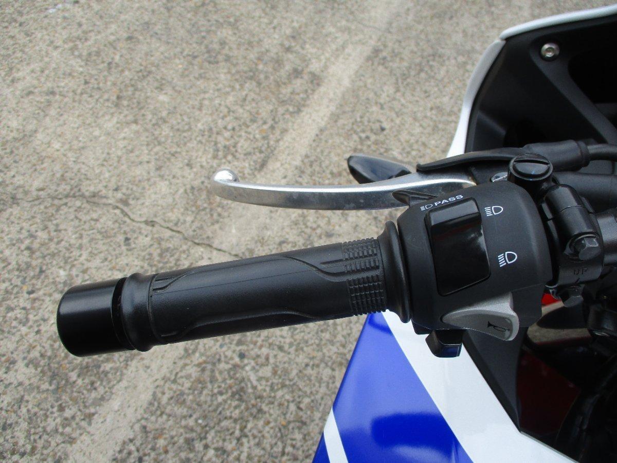 2015 HONDA CBR300R (ABS) ROAD