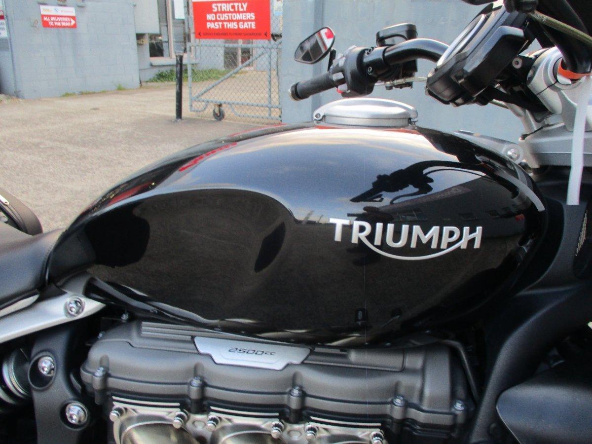 2021 TRIUMPH ROCKET 3 GT CRUISER