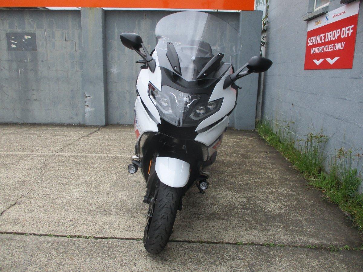 2022 BMW K 1600 GT ROAD