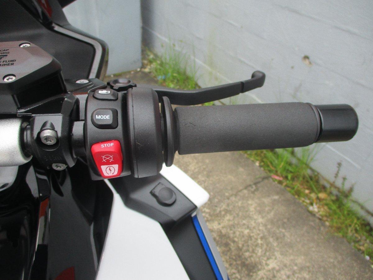 2022 BMW K 1600 GT ROAD
