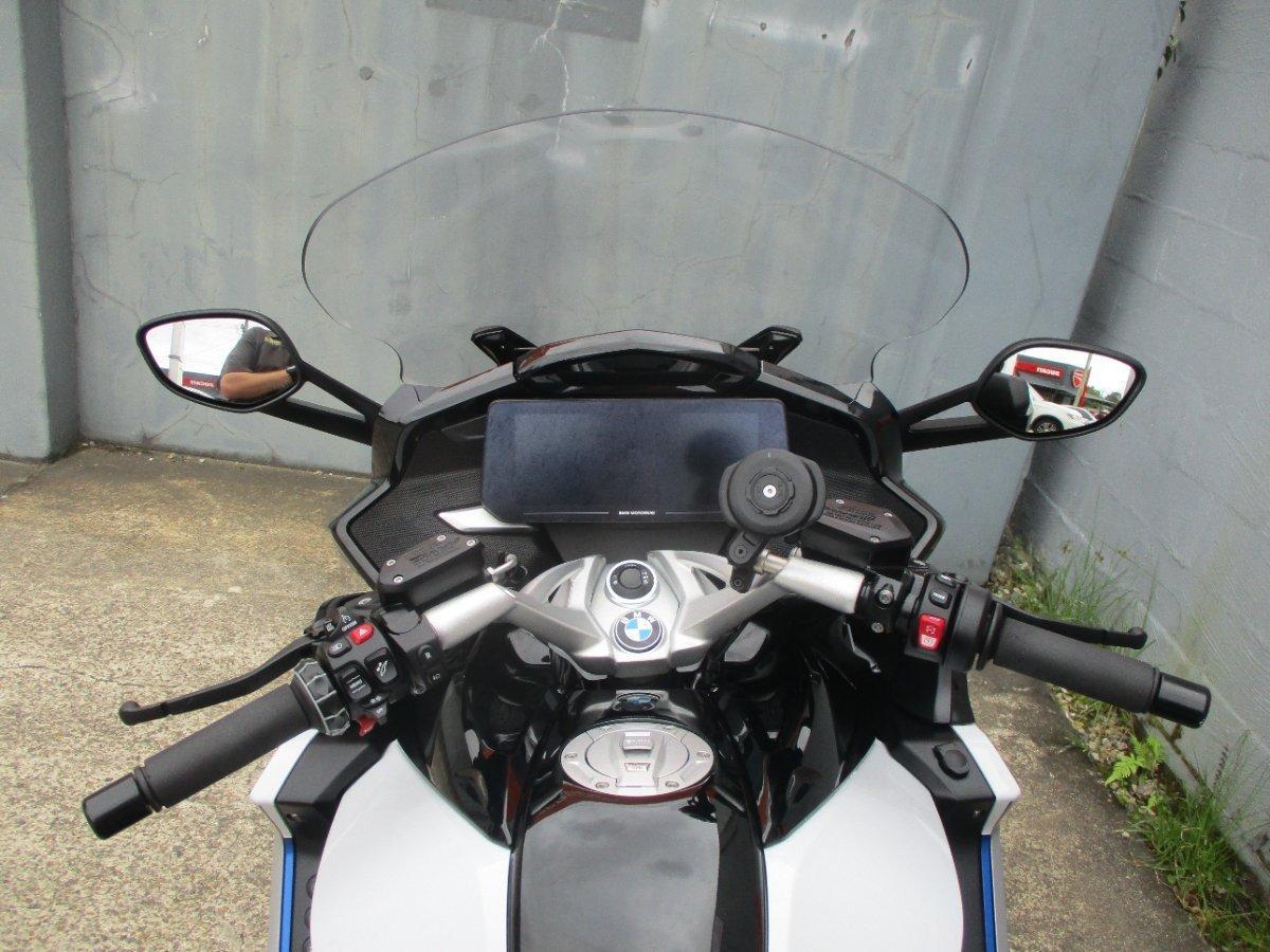 2022 BMW K 1600 GT ROAD