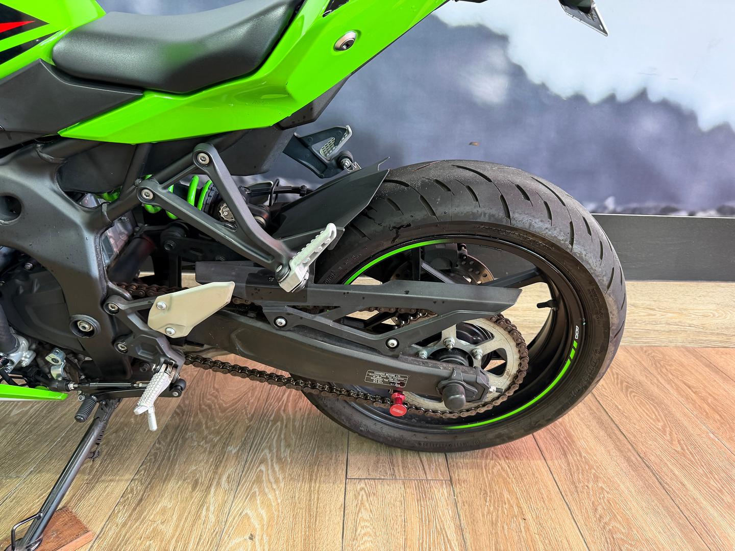 2024 KAWASAKI NINJA 400 ZX-4RR KRT SPORTS