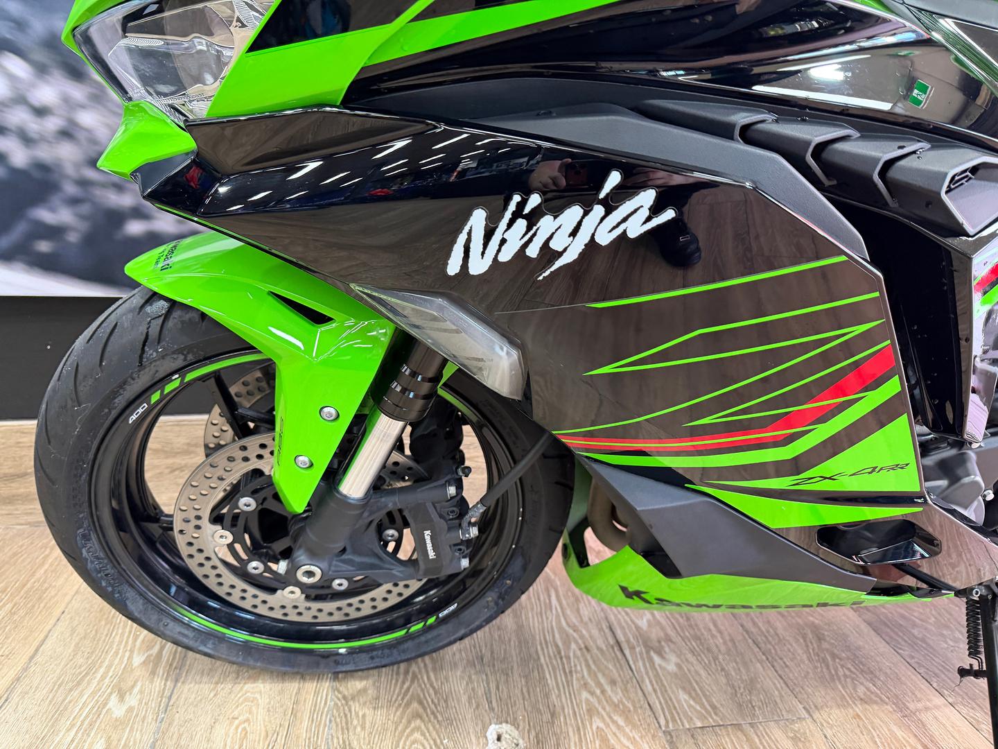 2024 KAWASAKI NINJA 400 ZX-4RR KRT SPORTS