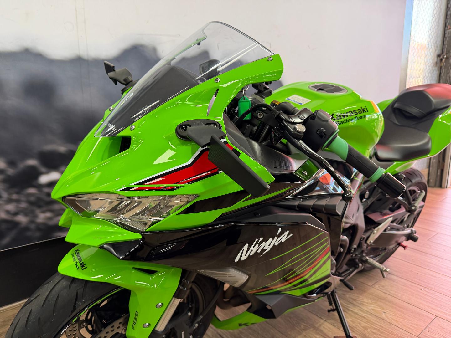 2024 KAWASAKI NINJA 400 ZX-4RR KRT SPORTS