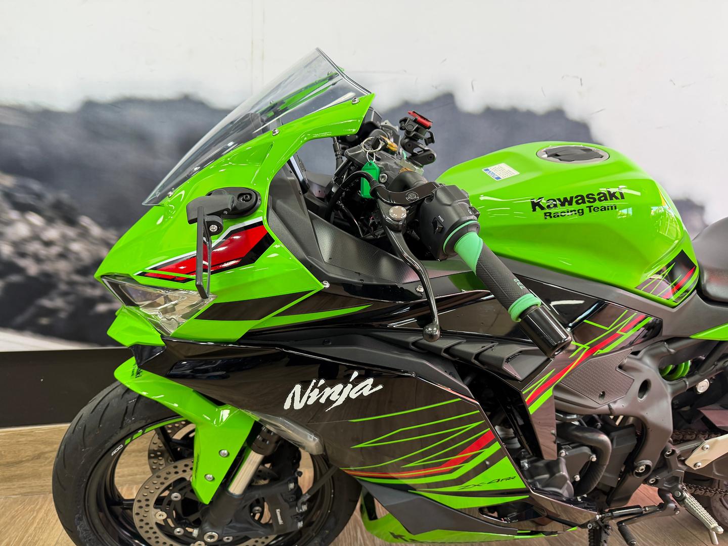 2024 KAWASAKI NINJA 400 ZX-4RR KRT SPORTS