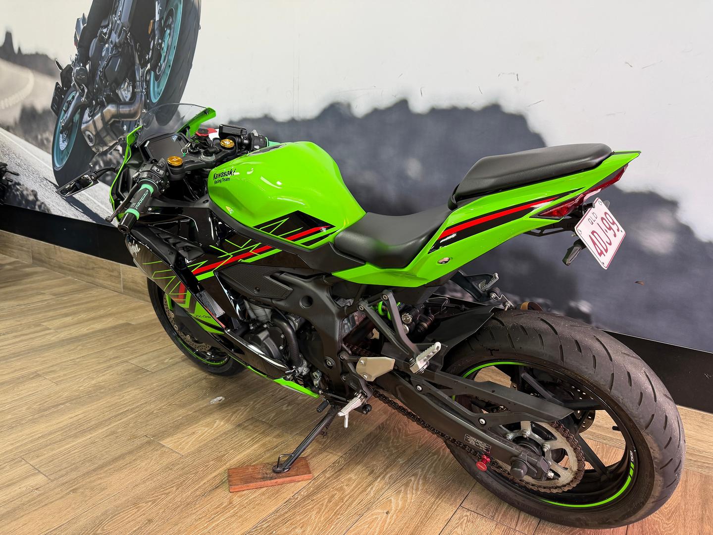 2024 KAWASAKI NINJA 400 ZX-4RR KRT SPORTS