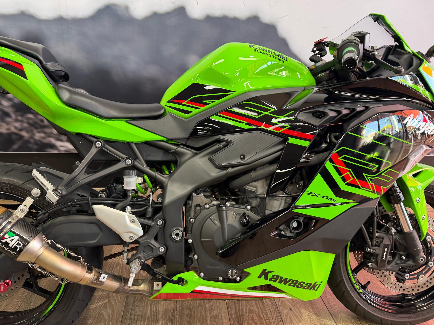 2024 KAWASAKI NINJA 400 ZX-4RR KRT SPORTS