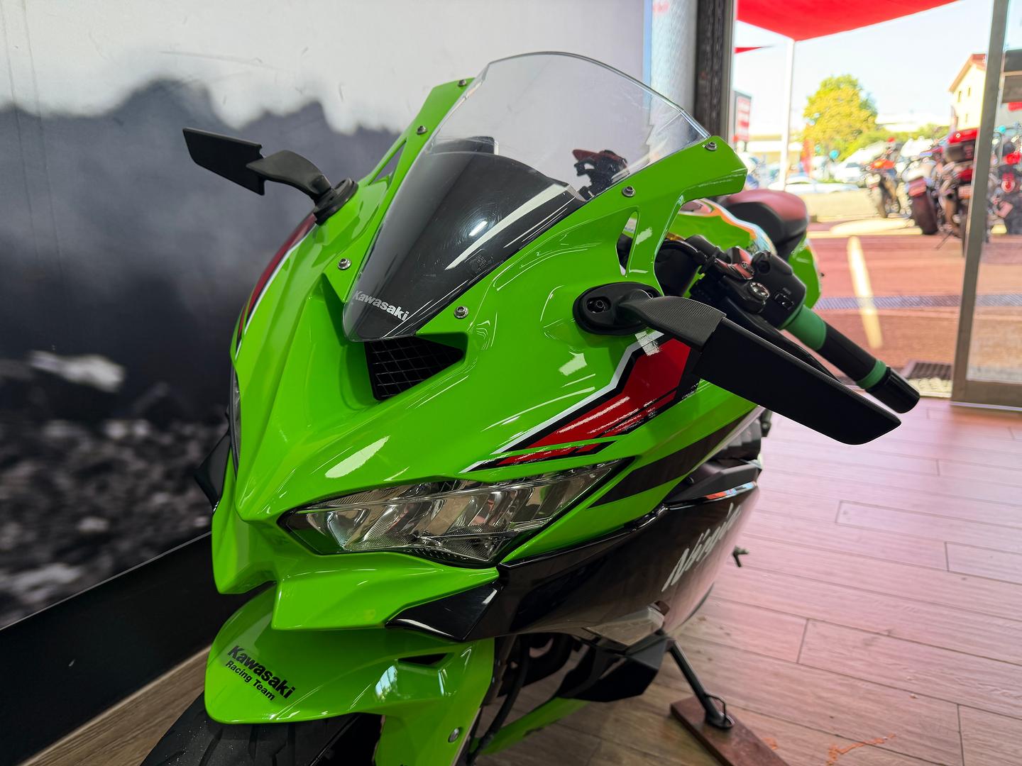 2024 KAWASAKI NINJA 400 ZX-4RR KRT SPORTS