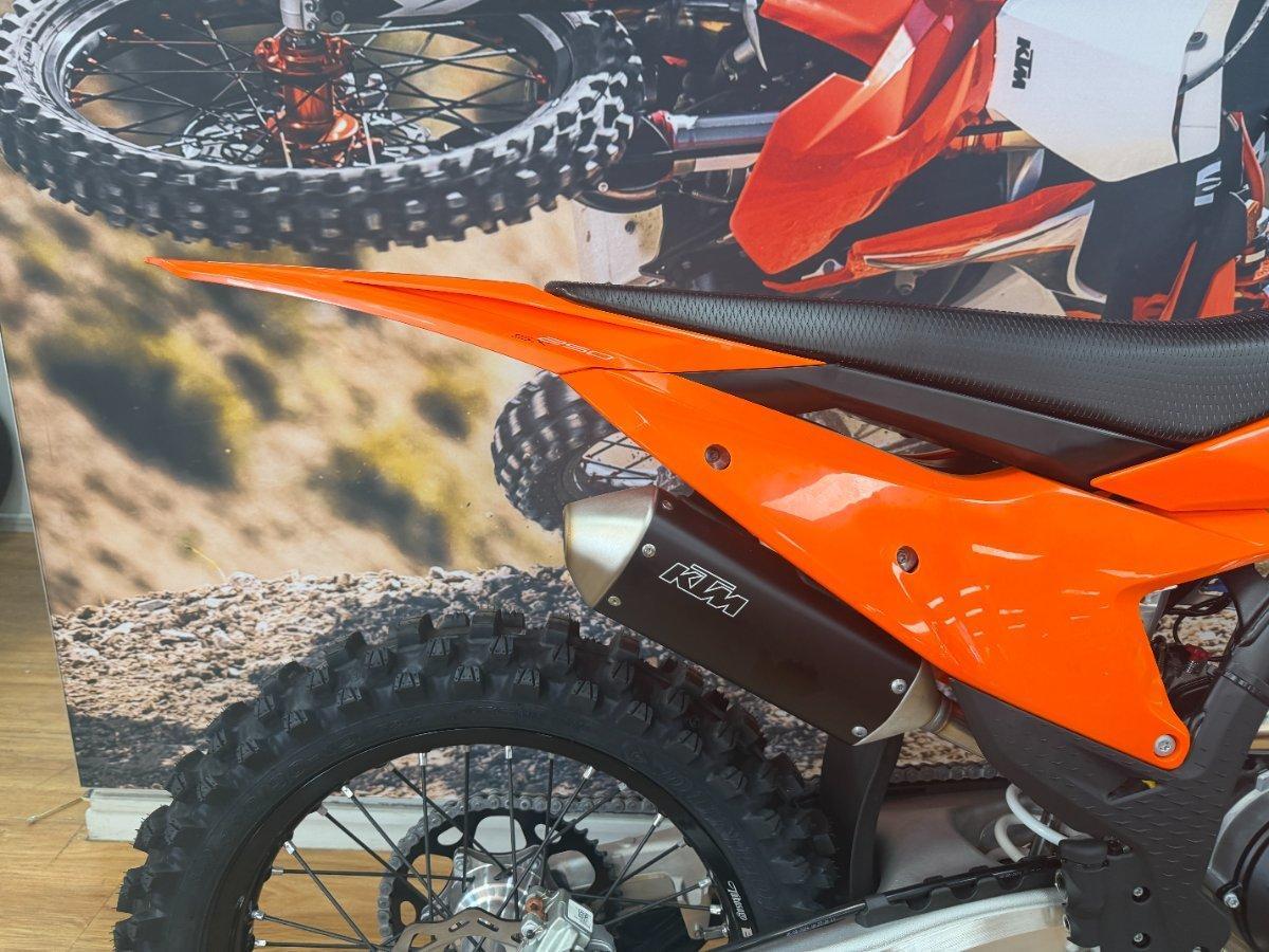 2026 KTM 250 SX MOTOCROSS