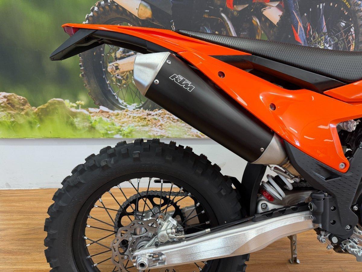2026 KTM 450 EXC-F SIX DAYS ENDURO