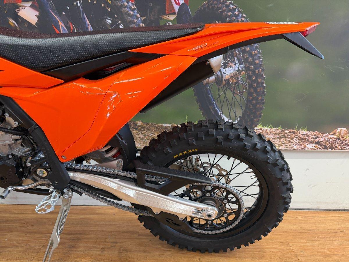 2026 KTM 450 EXC-F SIX DAYS ENDURO