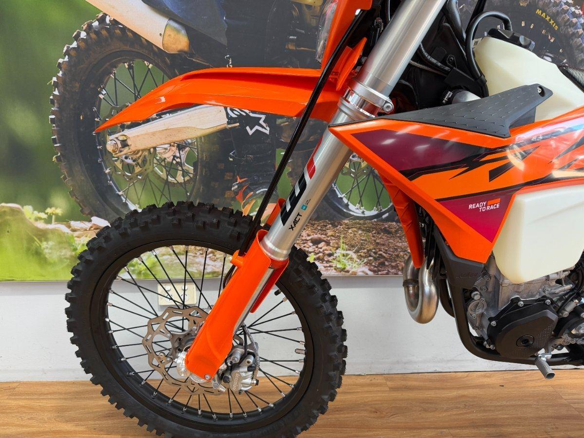 2026 KTM 450 EXC-F SIX DAYS ENDURO