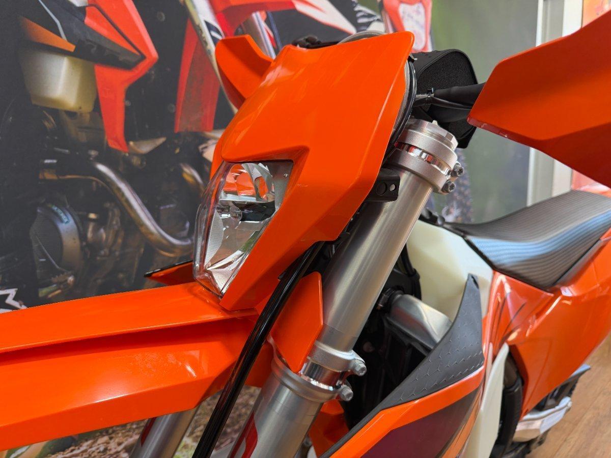 2026 KTM 450 EXC-F SIX DAYS ENDURO