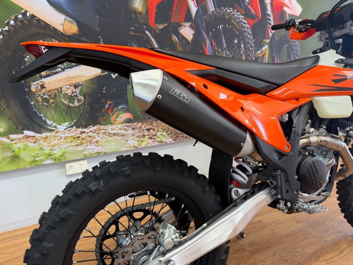 2026 KTM 450 EXC-F SIX DAYS ENDURO