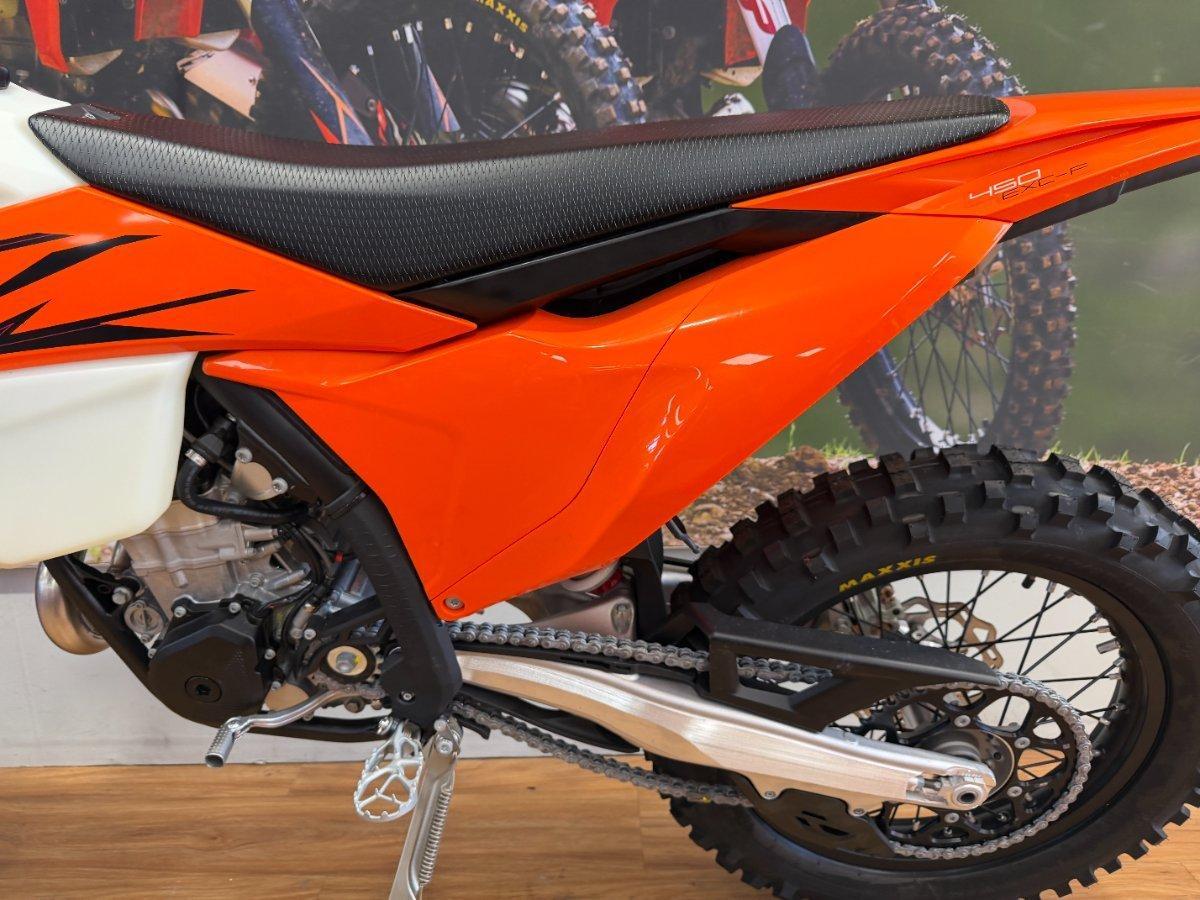 2026 KTM 450 EXC-F SIX DAYS ENDURO