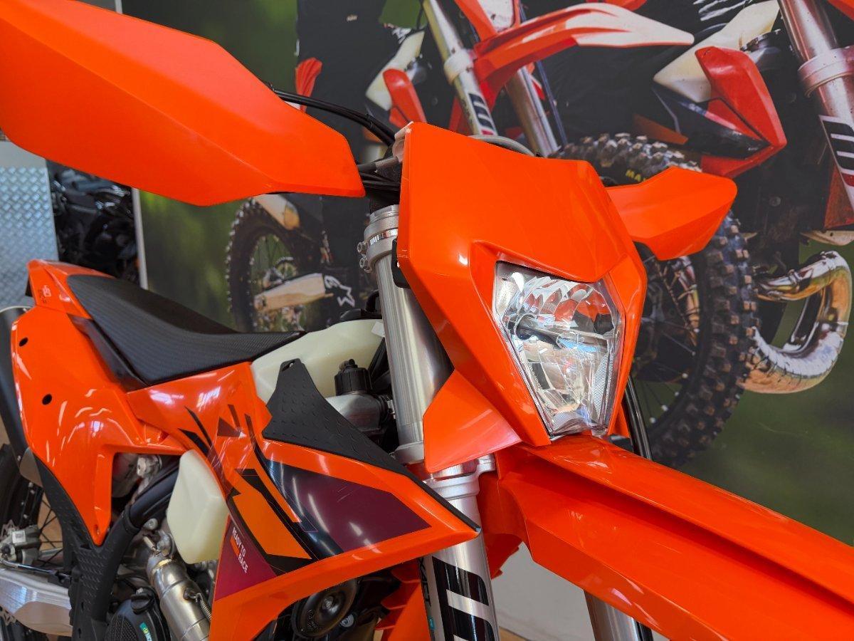 2026 KTM 450 EXC-F SIX DAYS ENDURO
