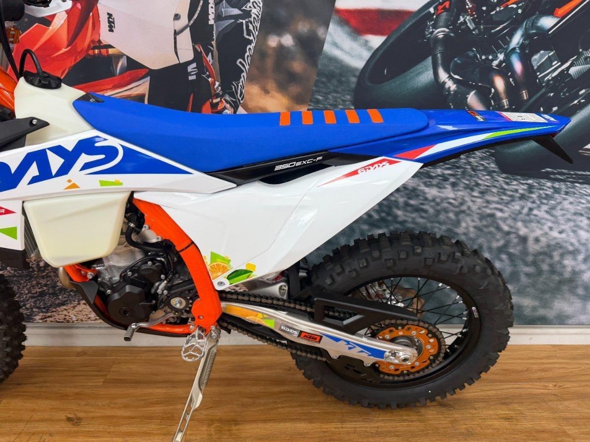 2026 KTM 350 EXC-F SIX DAYS ENDURO