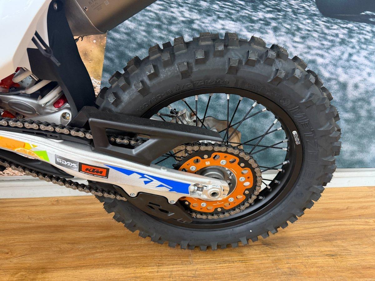 2026 KTM 350 EXC-F SIX DAYS ENDURO