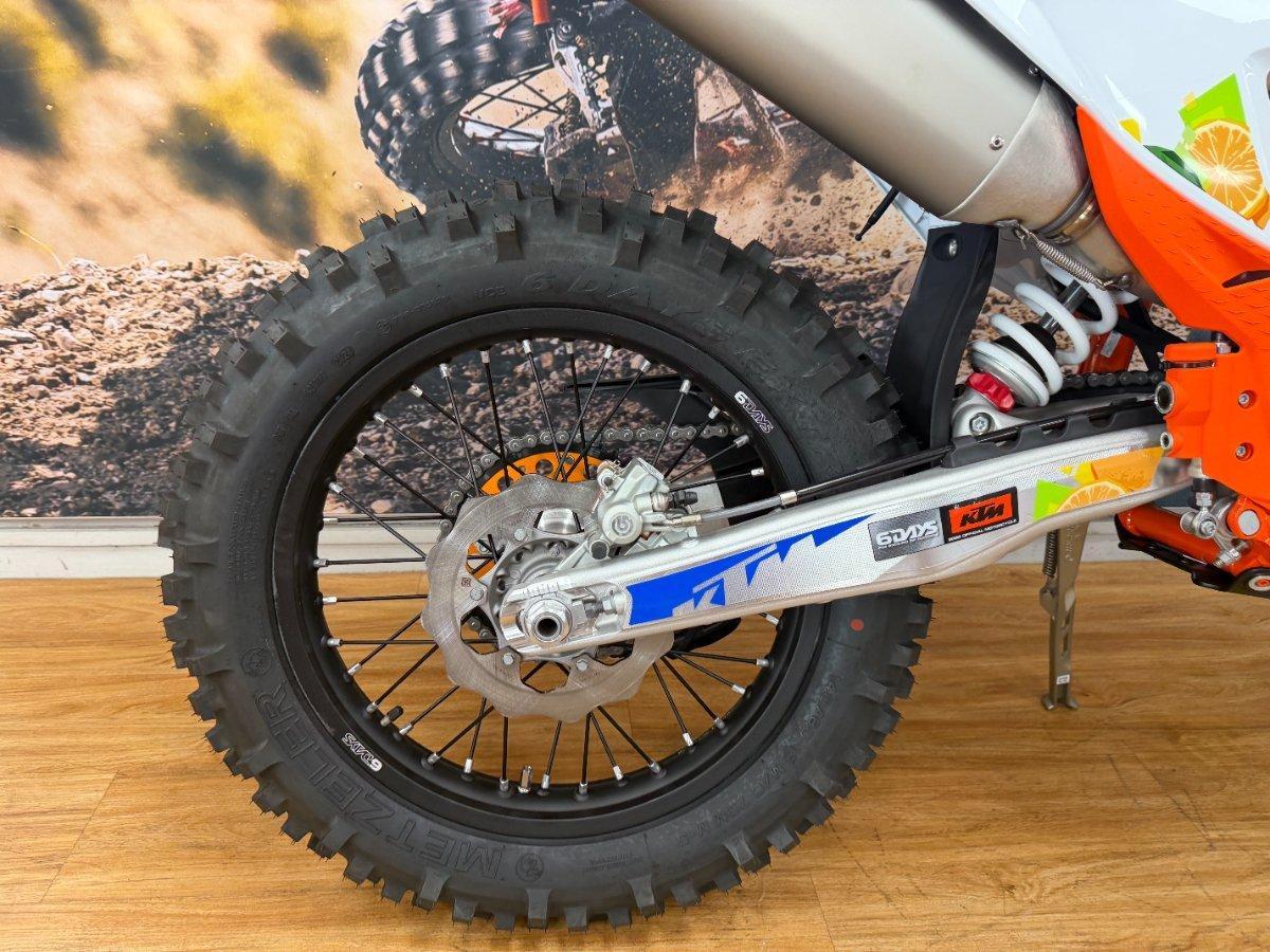 2026 KTM 350 EXC-F SIX DAYS ENDURO