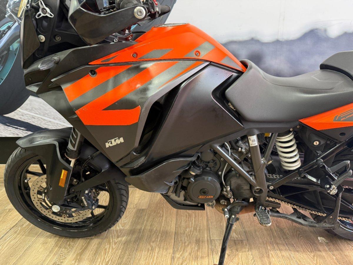 2020 KTM SUPER ADVENTURE S DUAL SPORTS