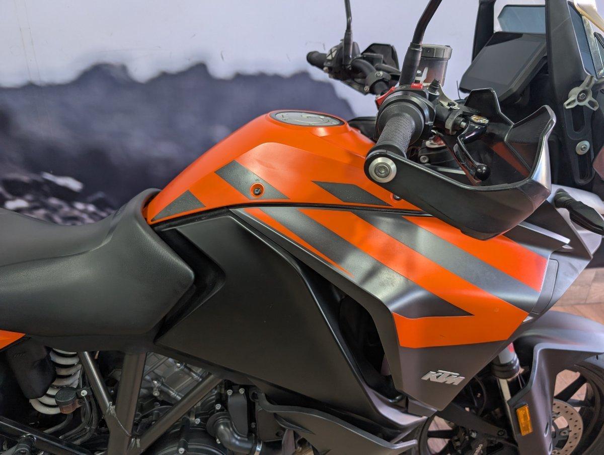 2020 KTM SUPER ADVENTURE S DUAL SPORTS