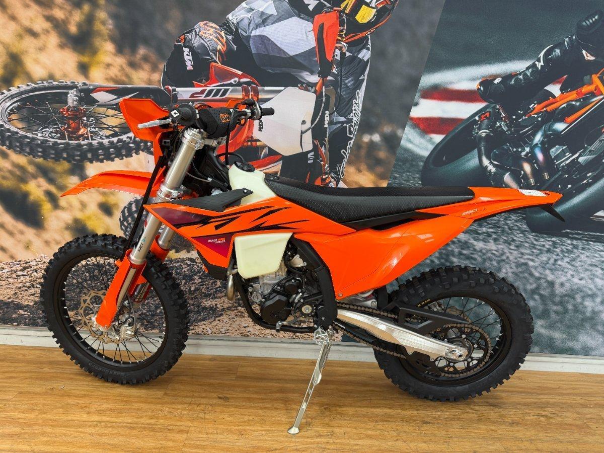 2025 KTM 250 EXC-F ENDURO