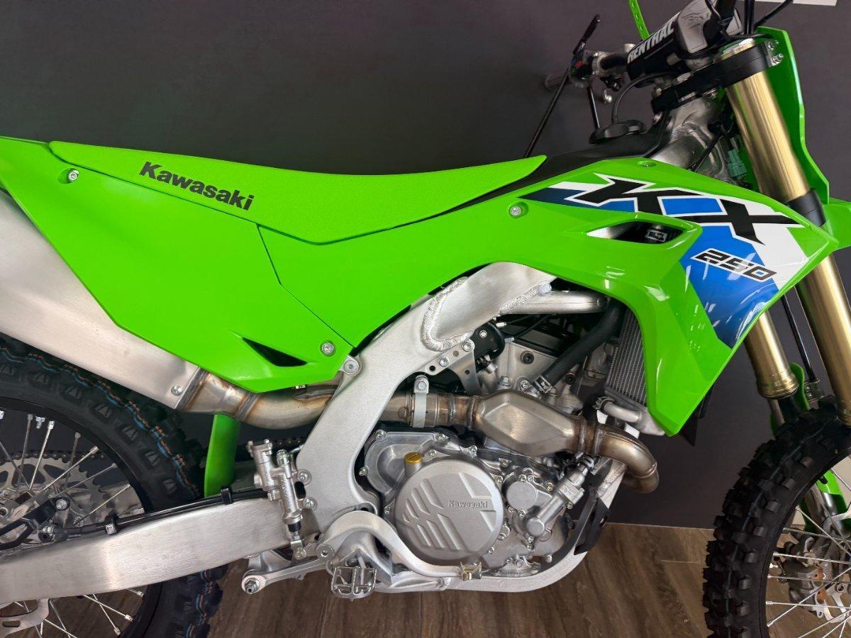 2026 KAWASAKI KX250 MOTOCROSS