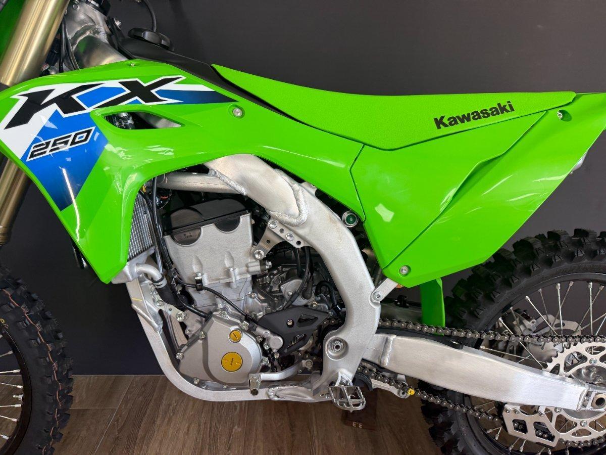 2026 KAWASAKI KX250 MOTOCROSS
