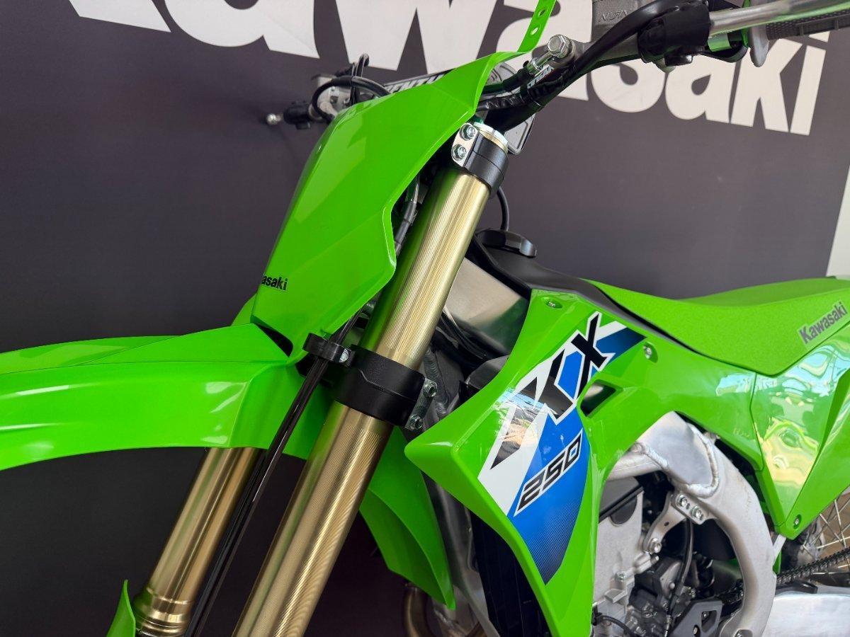 2026 KAWASAKI KX250 MOTOCROSS