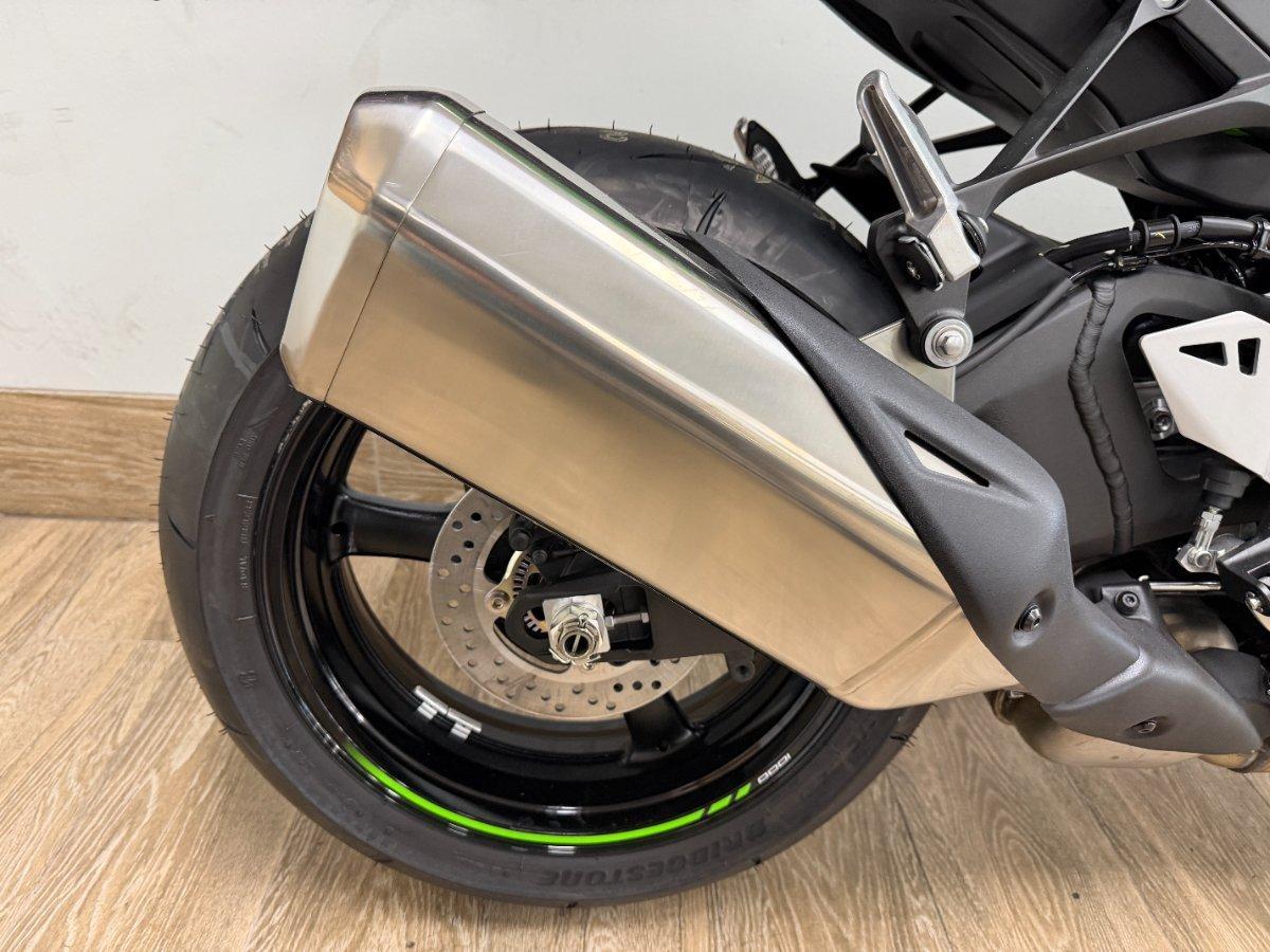 2025 KAWASAKI NINJA ZX-10R SPORTS