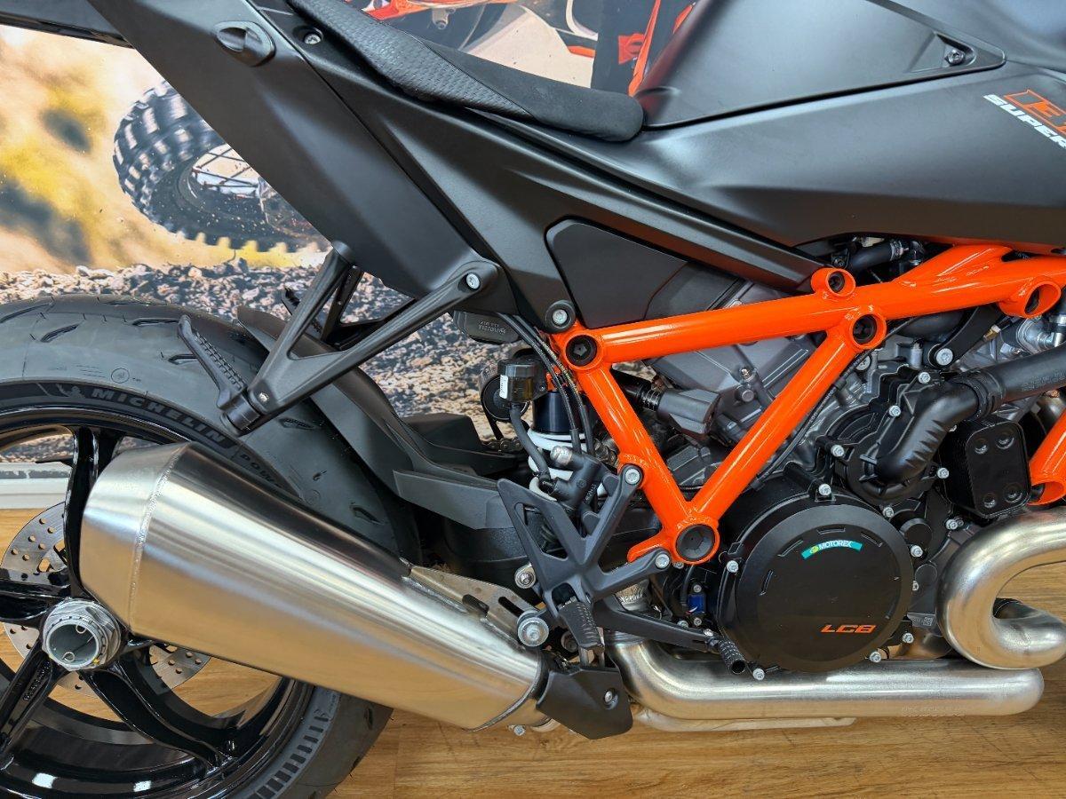 2025 KTM 1390 SUPER DUKE R SPORTS