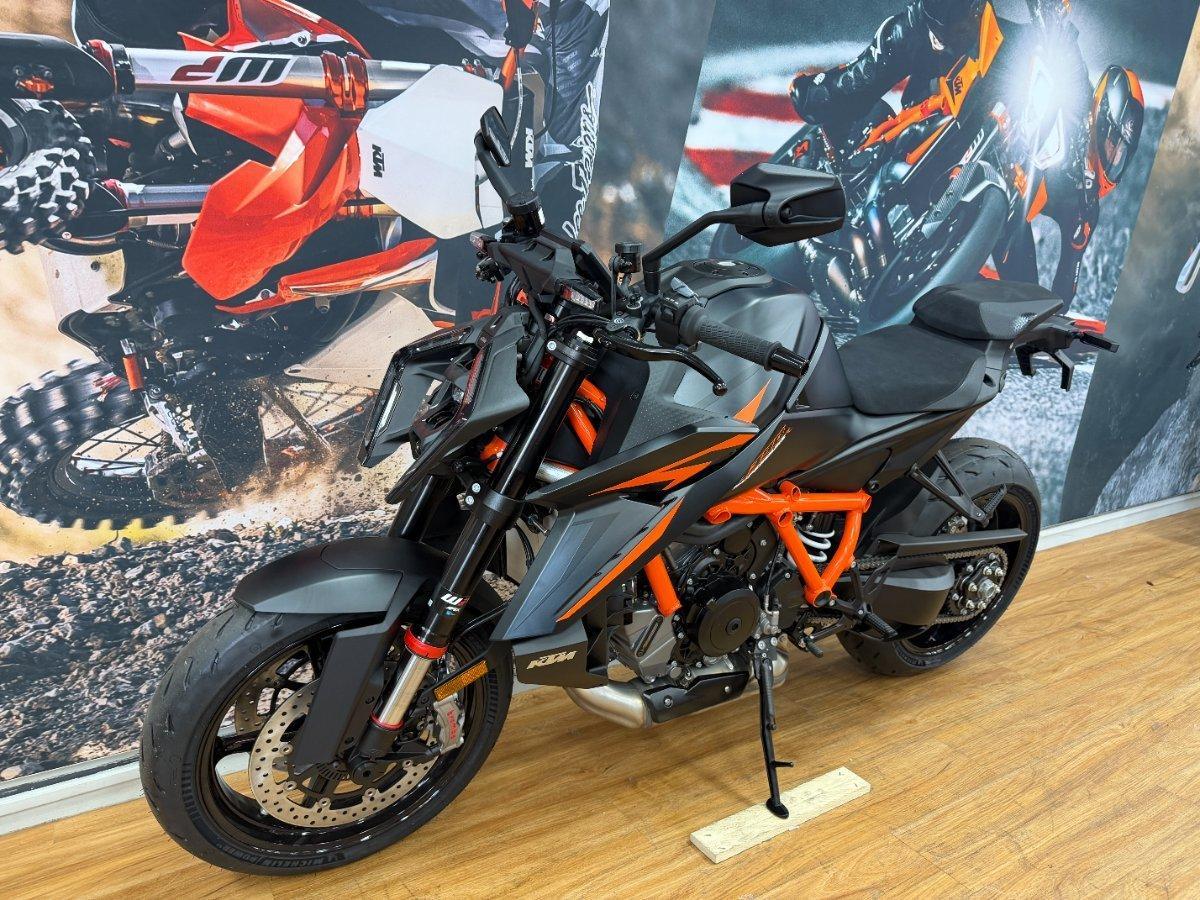 2025 KTM 1390 SUPER DUKE R SPORTS
