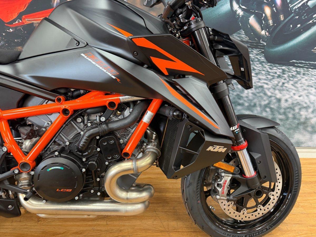 2025 KTM 1390 SUPER DUKE R SPORTS