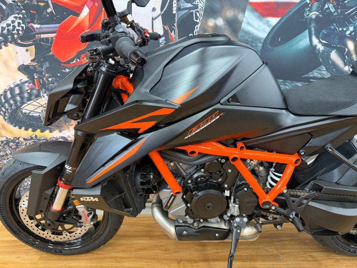 2025 KTM 1390 SUPER DUKE R SPORTS