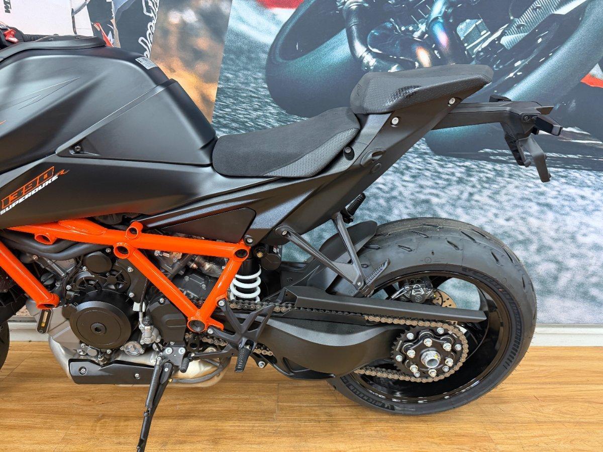 2025 KTM 1390 SUPER DUKE R SPORTS