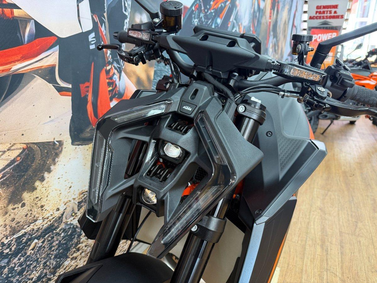 2025 KTM 1390 SUPER DUKE R SPORTS