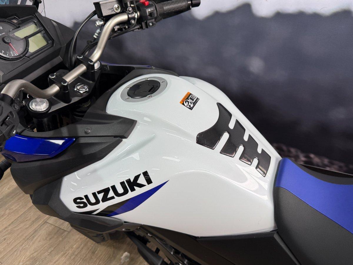 2024 SUZUKI V-STROM 650XT (DL650XA) DUAL SPORTS