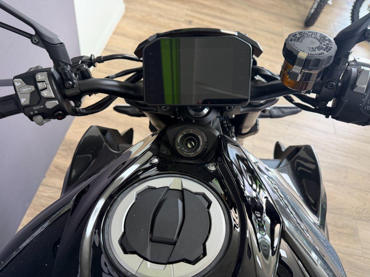 2026 KAWASAKI Z1100 SPORTS