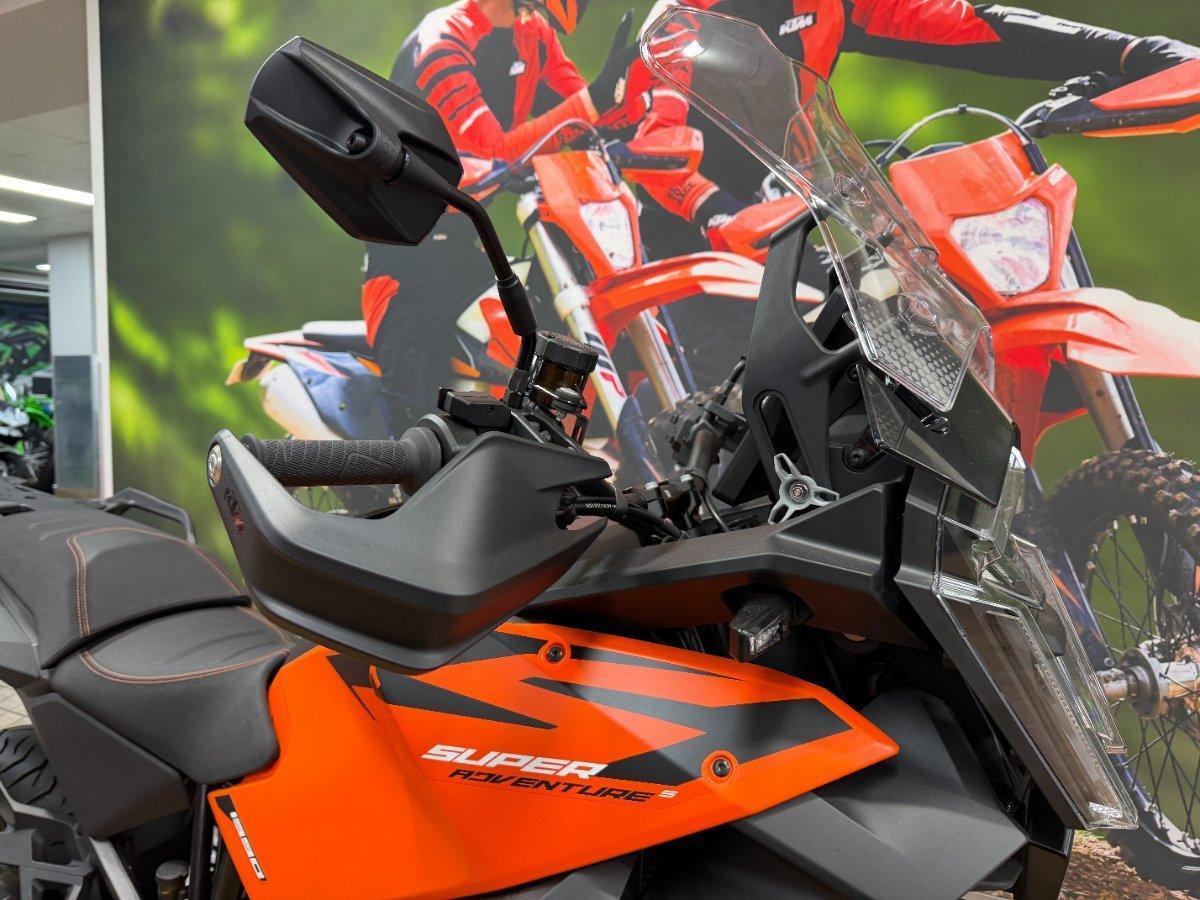 2026 KTM 1390 SUPER ADVENTURE S EVO DUAL SPORTS