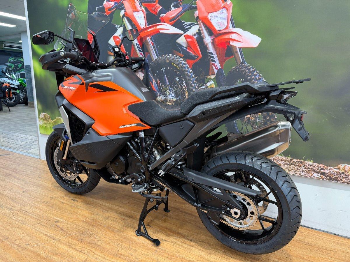 2026 KTM 1390 SUPER ADVENTURE S EVO DUAL SPORTS