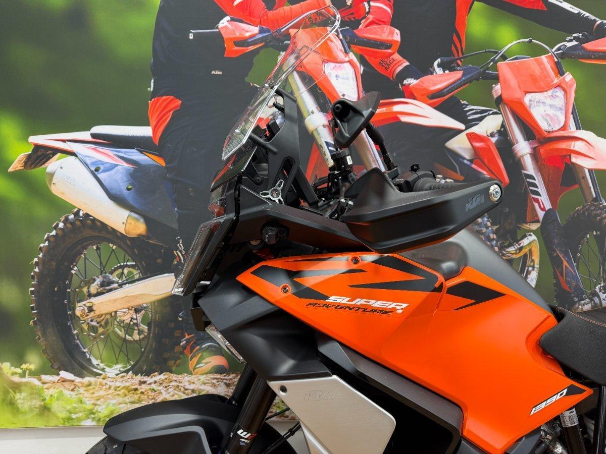 2026 KTM 1390 SUPER ADVENTURE S EVO DUAL SPORTS