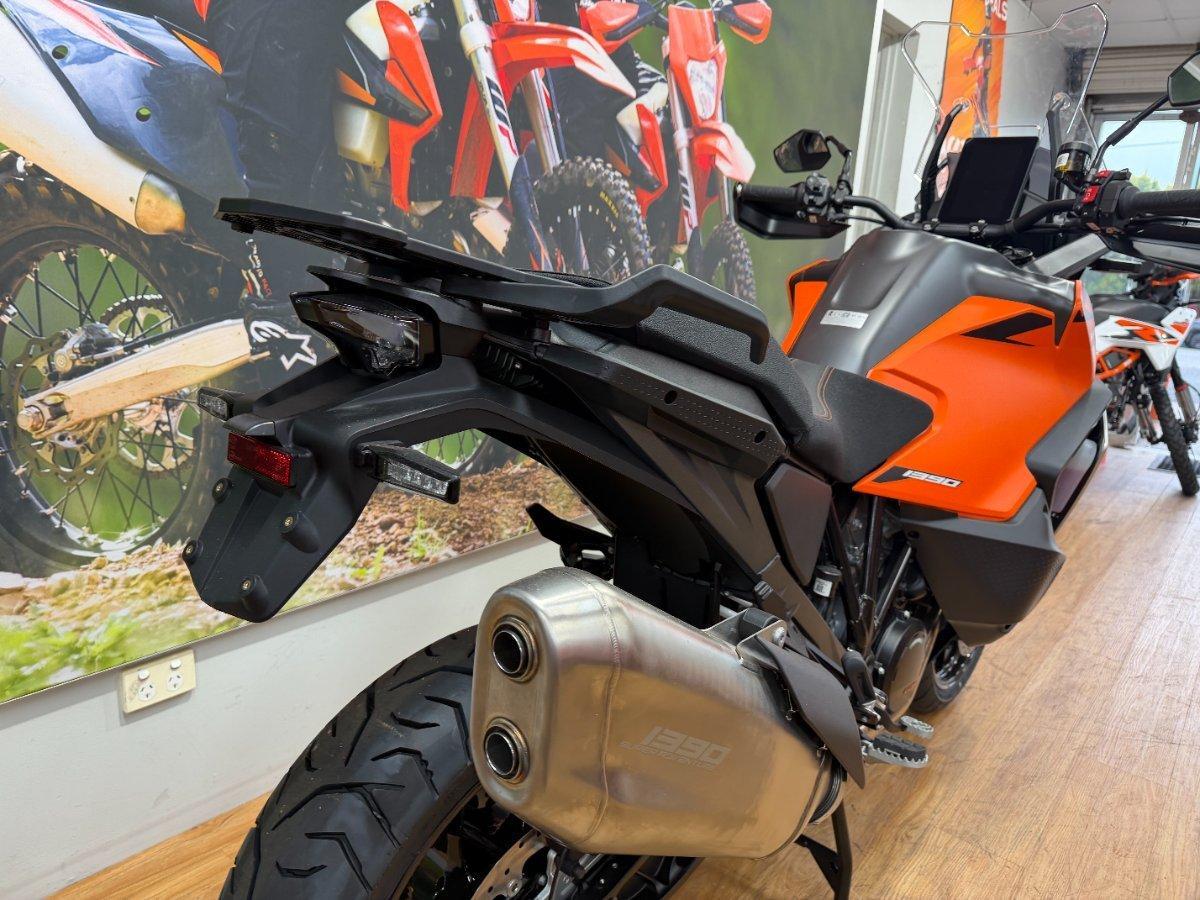 2026 KTM 1390 SUPER ADVENTURE S EVO DUAL SPORTS