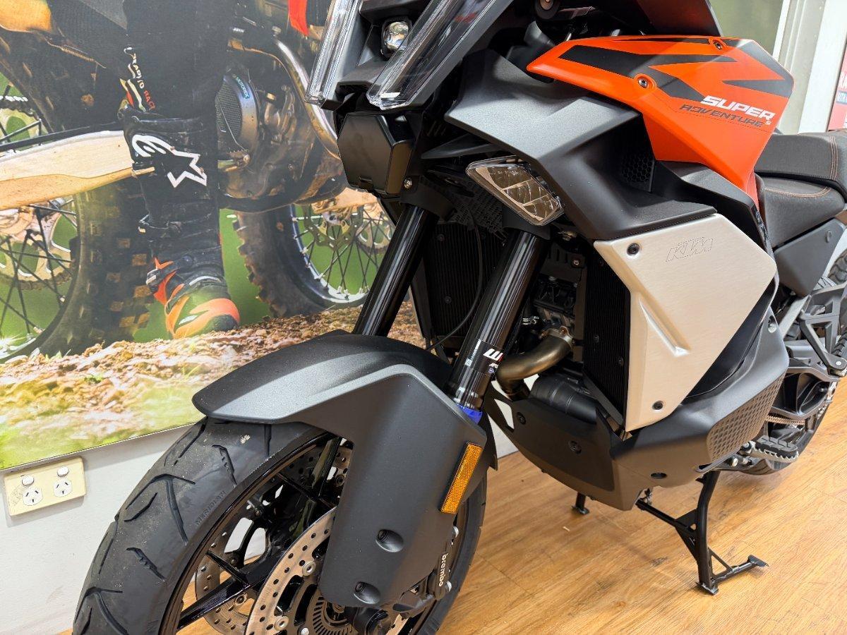 2026 KTM 1390 SUPER ADVENTURE S EVO DUAL SPORTS