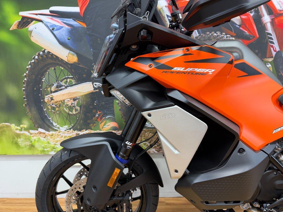 2026 KTM 1390 SUPER ADVENTURE S EVO DUAL SPORTS