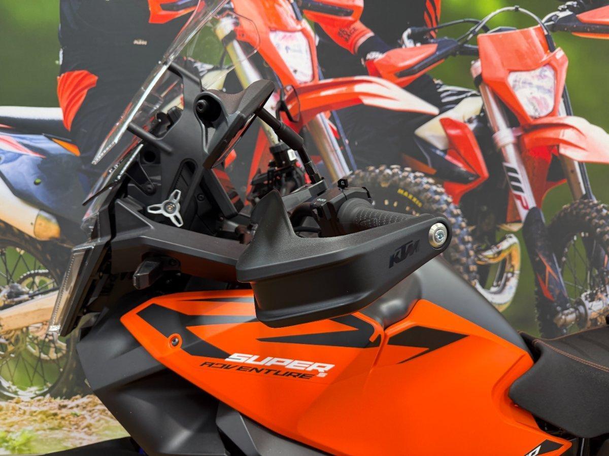 2026 KTM 1390 SUPER ADVENTURE S EVO DUAL SPORTS
