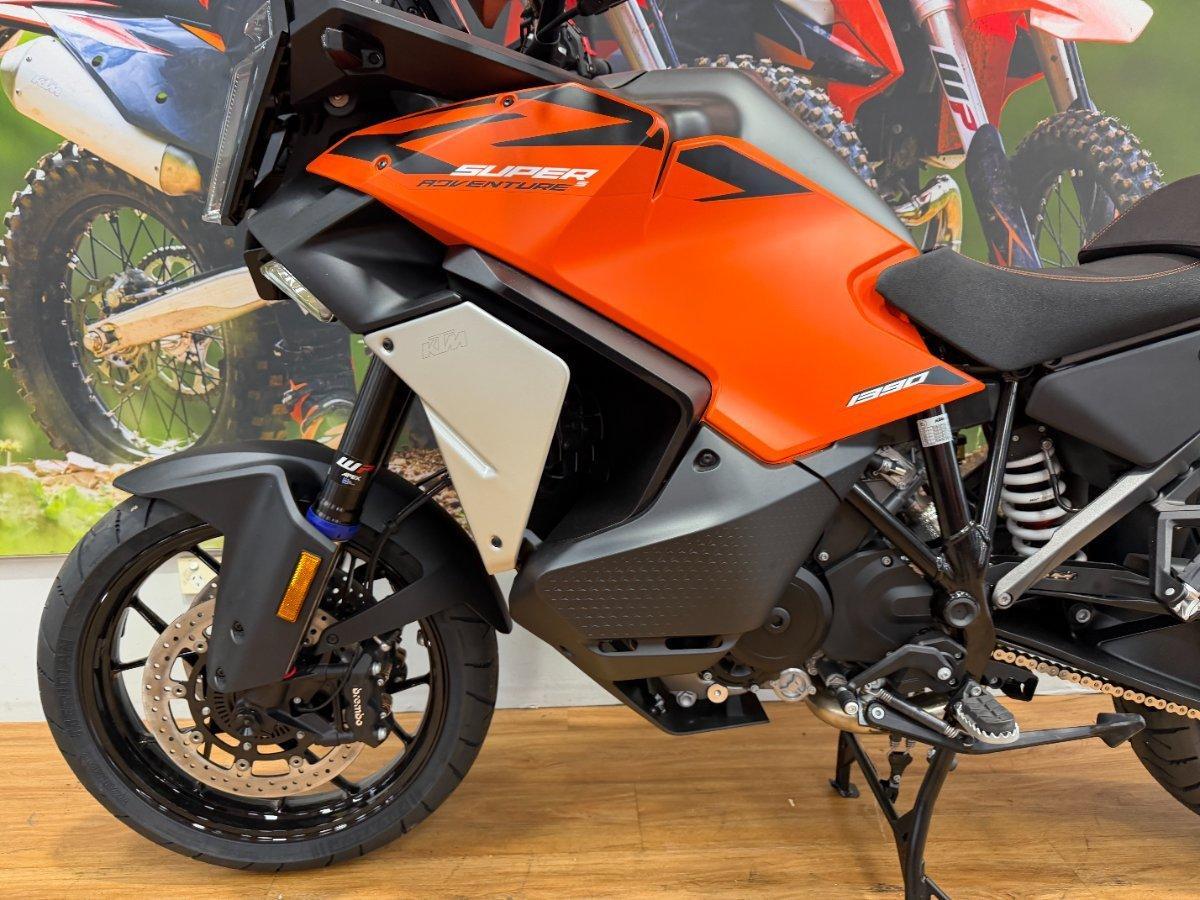 2026 KTM 1390 SUPER ADVENTURE S EVO DUAL SPORTS