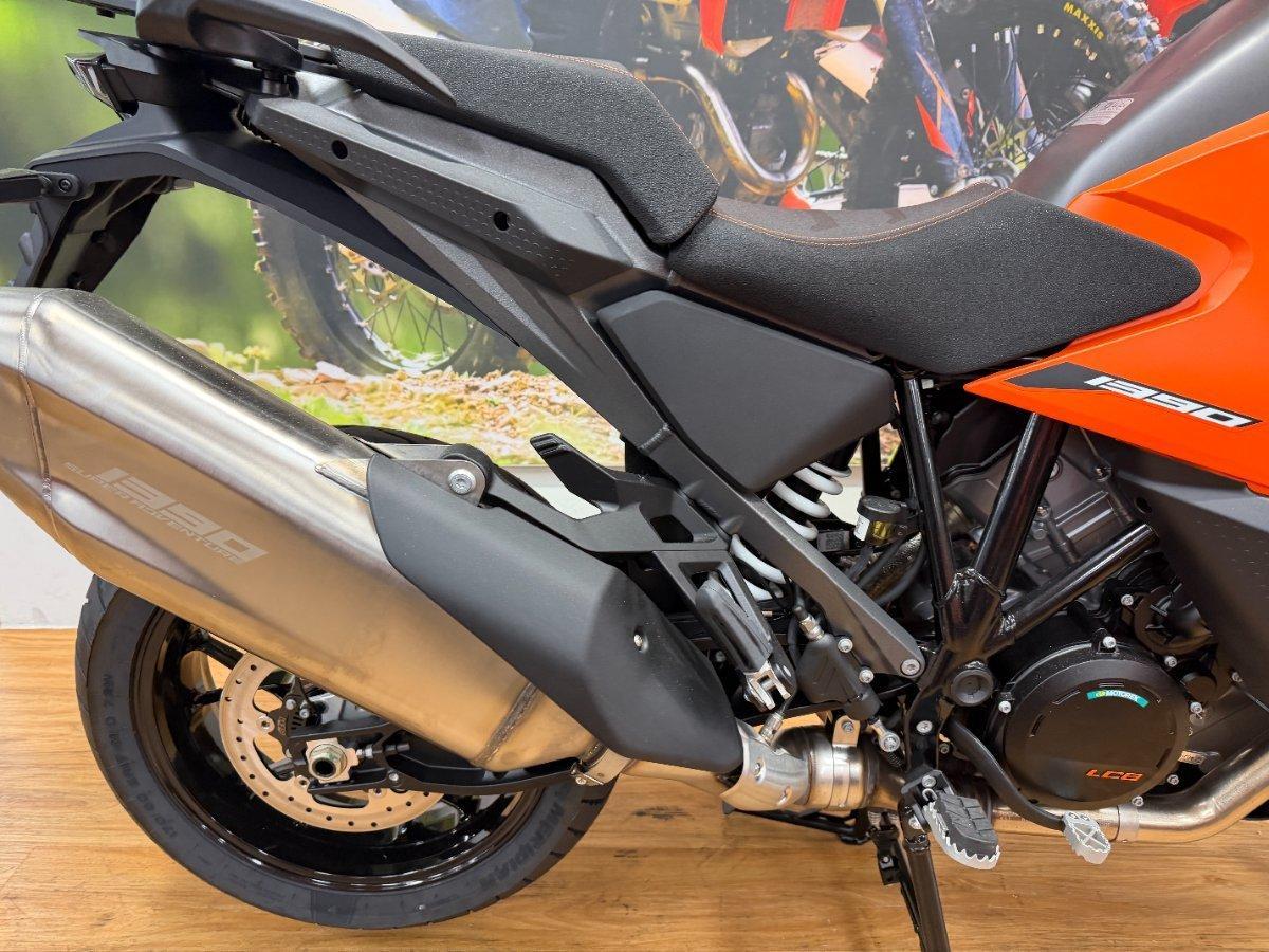 2026 KTM 1390 SUPER ADVENTURE S EVO DUAL SPORTS