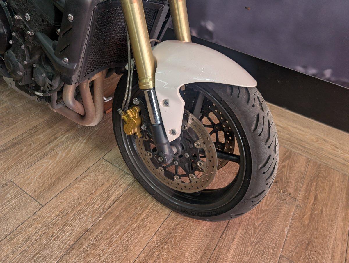 2012 TRIUMPH STREET TRIPLE ROAD