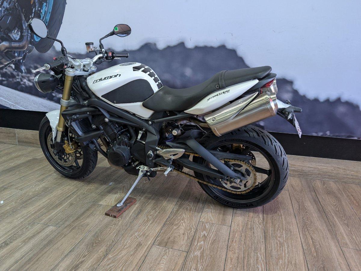2012 TRIUMPH STREET TRIPLE ROAD